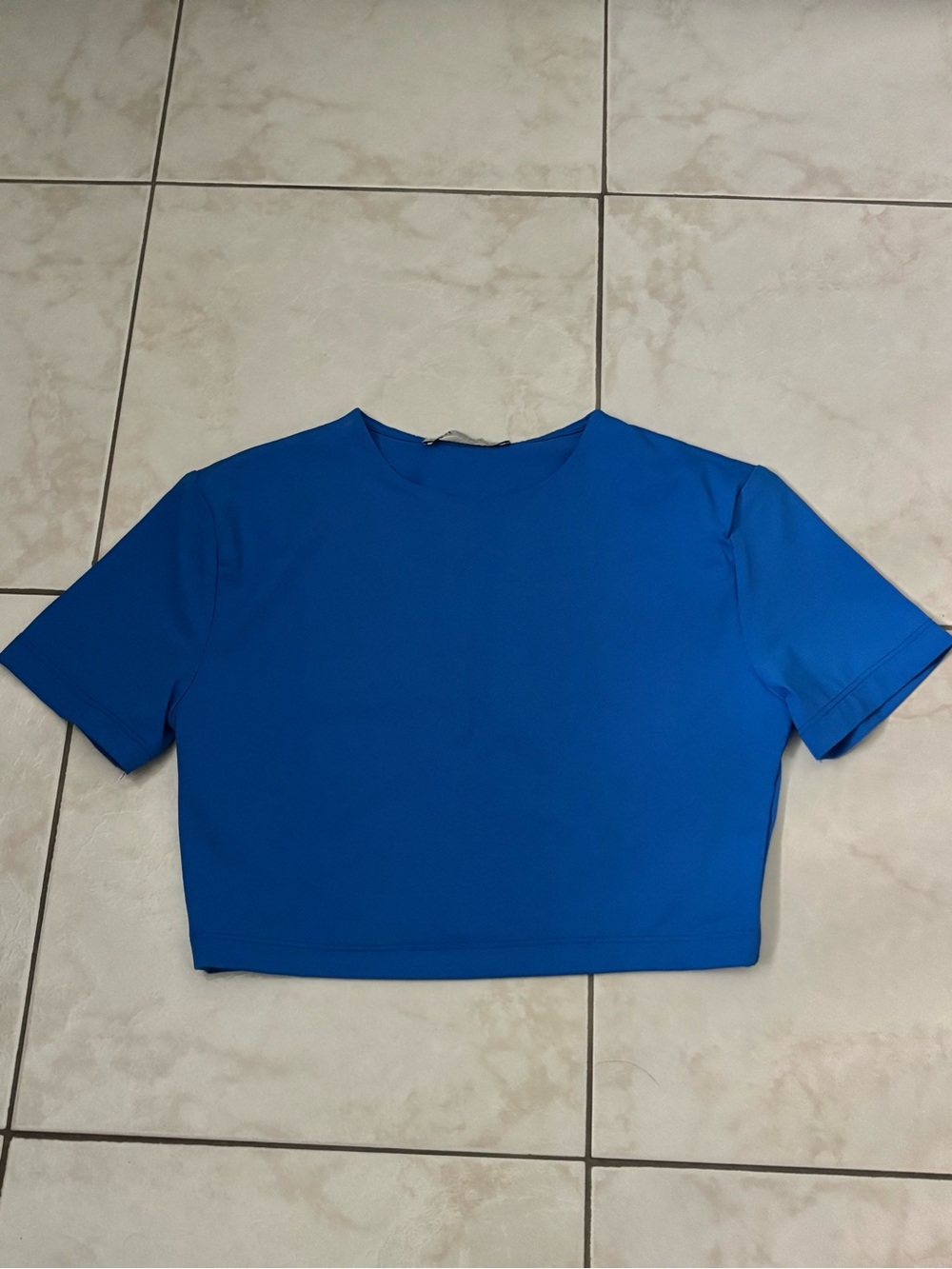 Zara Women's Cropped Crewneck Top - Blue Size Medium.